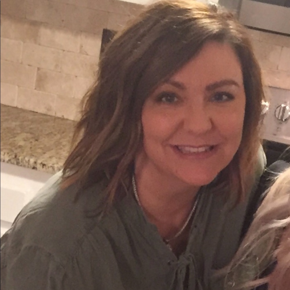 Meet your Posher, Dana
